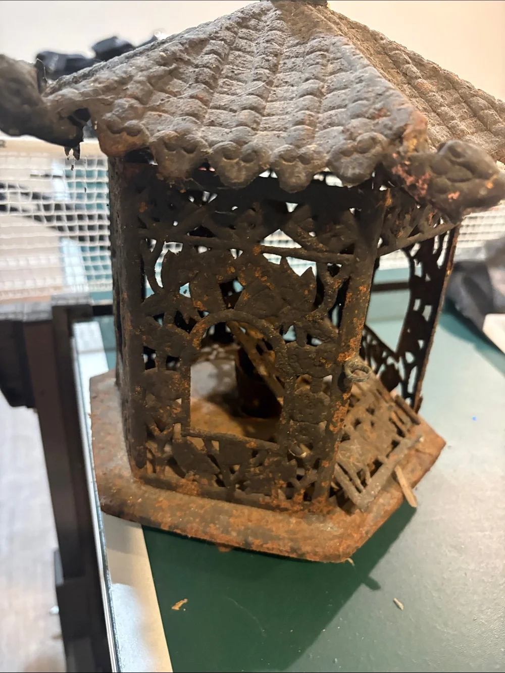 Rustic Iron Pagoda Lantern - Brown